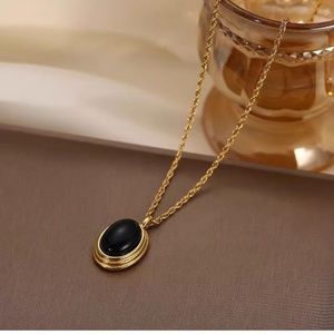 14K Gold Plated Oval Black Agate Drop Necklace
